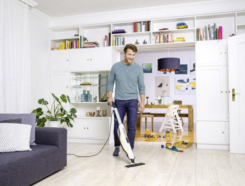 Karcher SC 3 Upright Dikey Buharlı Temizlik Makinesi