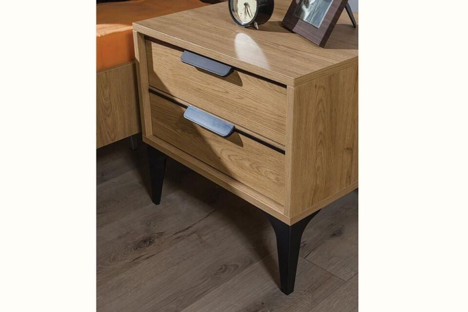 Seven Kolezyum Komodin