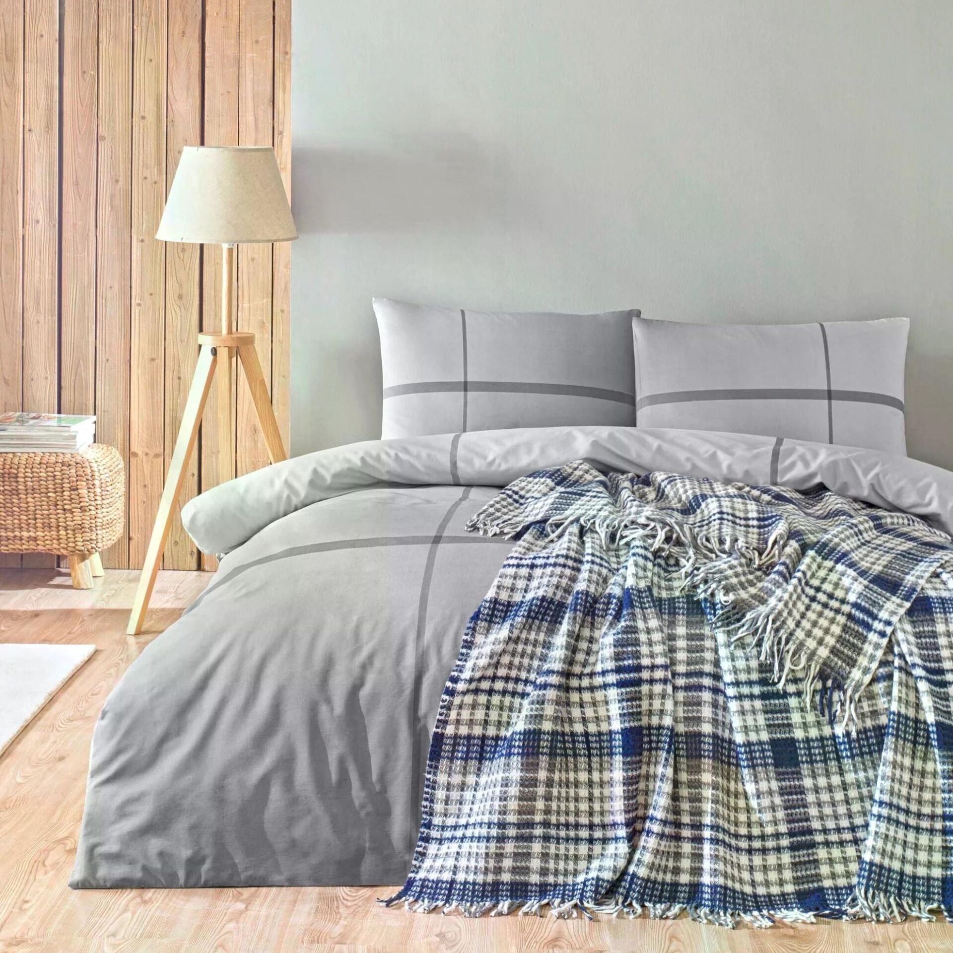 Taç 4636 Elwood Çift Kişilik Nevresim&Battaniye Set Lacivert