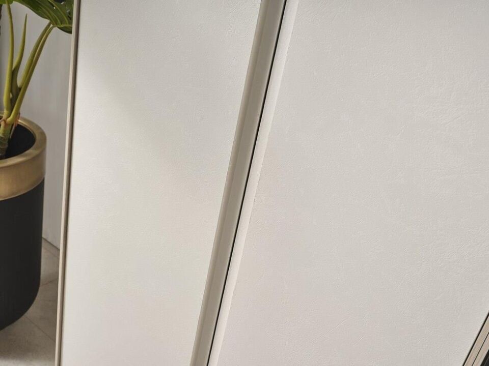 Bige Güneş 4 Kapılı Dolap