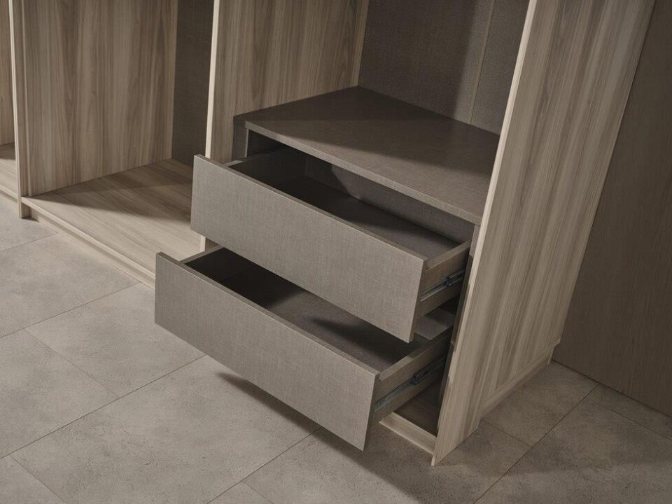 Bige Güneş 4 Kapılı Dolap