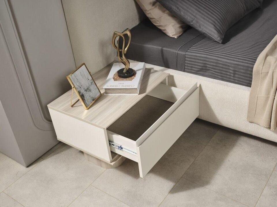 Bige Güneş Komodin