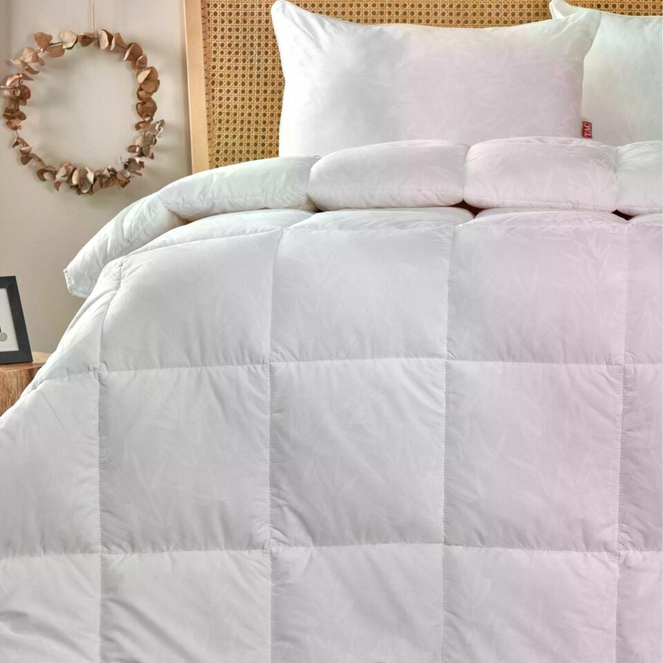 Taç 1952 Çift Kişilik Bamboo Soft Yorgan