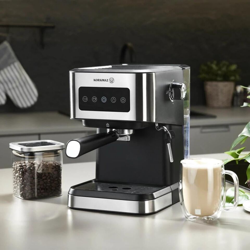 Korkmaz A981 Java Süt Köpürtücülü Espresso Kahve Makinesi